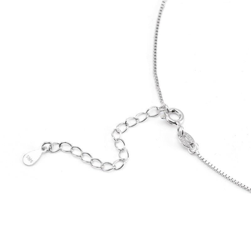 Laden Sie das Bild in den Galerie-Viewer, Kette Golferin 925 Silber mit drei Zirkonia Kristallen